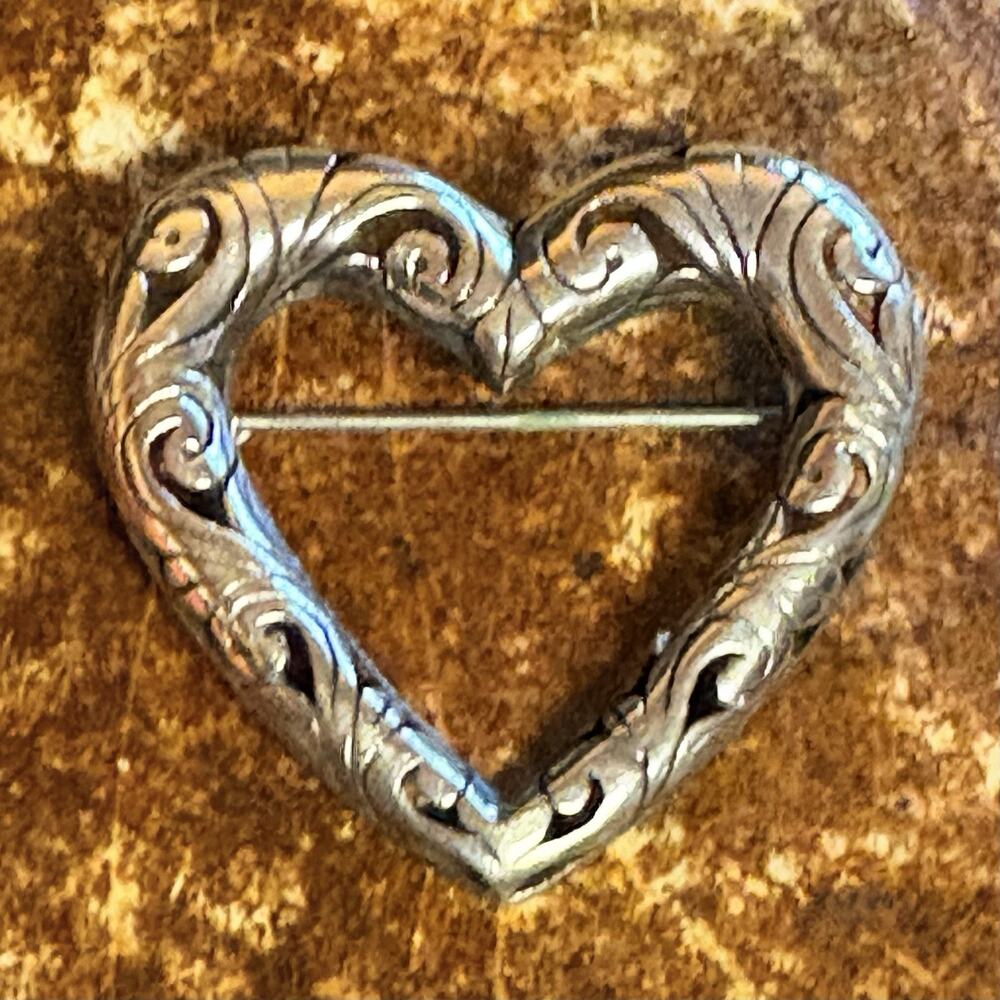 Jezlaine Sterling Silver Heart Brooch with Open Filigree Work Vintage